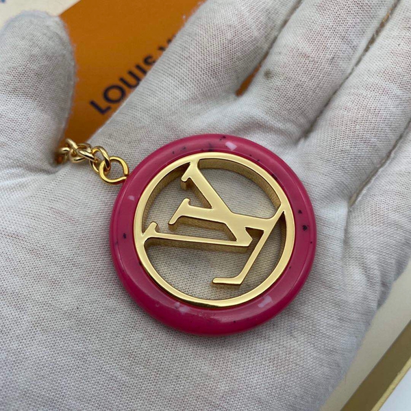 ブランドキーホルダー素材ディテール